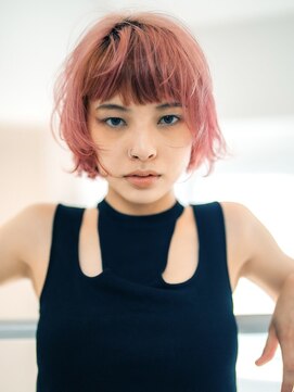 ベンジー オウン 代々木上原店(benji own) 【benji】ピンク×マッシュショートボブ ハイトーン