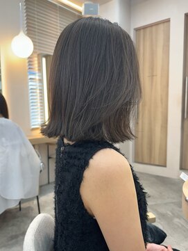 ウェイズトウキョウ 新宿店(Ways TOKYO) 透明感たっぷりオリーブグレージュ