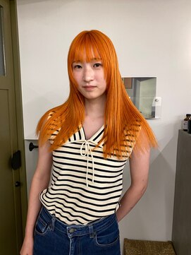 トナリ(tonari) ロングレイヤー×オレンジカラー