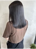 グレージュ×ミディアムレイヤー