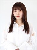 赤みを抑えたショコラブラウンでナチュラルな透け感