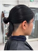 ツーブロック刈り上げ女子お団子ヘア