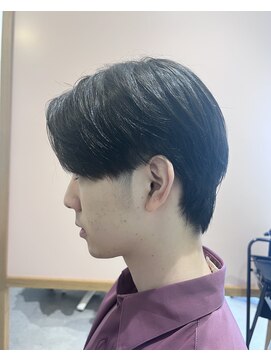 カームバイリベルタ(calm by Re:berta) オシャレに決まるメンズセンターパート