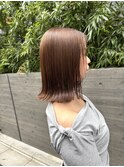 艶髪　アッシュベージュ　外ハネナチュラルクールスタイル