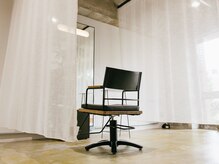 アル(AL)の雰囲気（席の間隔にゆとりがあり、落ち着いて過ごせる空間）