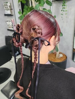 エステラ(ESTELA)の写真/【早朝/夜20時以降予約可◎】経験豊富なスタイリストが、スピーディーかつ丁寧に理想のスタイルを叶えます*