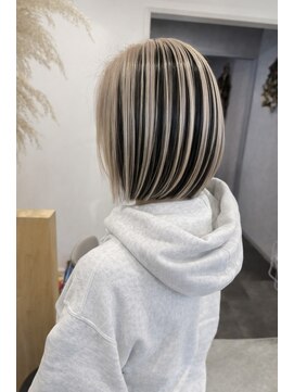 ハイク(HYKE) コントラストハイライトのラインボブ