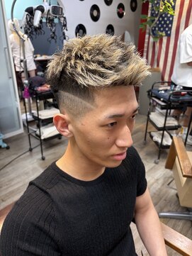 メンズグルーミングナンバーナイン(MEN'S GROOMING NUMBER NINE) 姫路フェードカット/姫路スキンフェード/【早田隼哉】