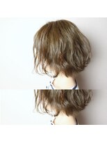 ユートピア(U topia)&nbsp;サイドが決め手のショートボブ【ユートピア渡邉】