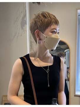 エディ(eddie) 【eddie】バズカット×ミルクティーベージュ