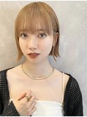 大人切りっぱなしボブ ベージュカラー 外ハネボブ ミニボブ A727