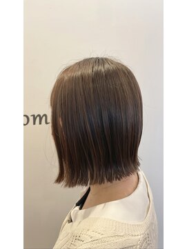 フロム(from...) 外ハネボブ/艶髪/ダークブラウン【海老名　from...】