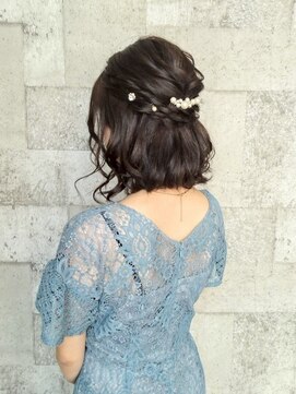 リサ グランシェ(RISA granche) ハーフアップ