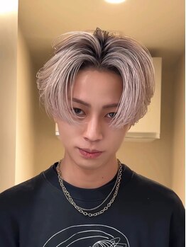 ファミリア 新宿(familiar)の写真/【7月7日OPEN】外国人hair特化のメンズサロンで、あなただけのカジュアルスタイルを手に入れましょう◇