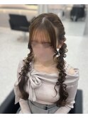 髪の毛リボン編みおろしツイン
