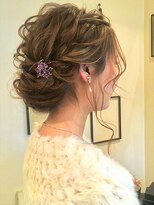 ヘアメイク フレンシア(hair make flencia)&nbsp;華やかシニヨン×ゆるふわアップ