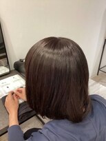 リア(Lia)&nbsp;ナチュラルブラウン全体染め