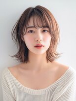 アトレ 福岡大名店(attrait)&nbsp;透け感ブラウンのミディアム × 大人っぽい柔らかさ
