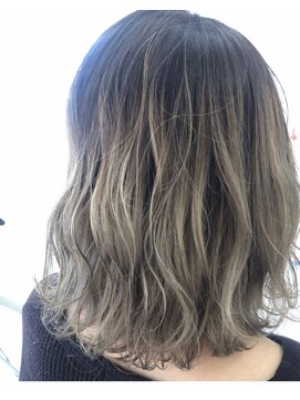 シーン 池袋(scene.) scene.【シーン】【池袋 西口徒歩3分】バレイヤージュグレージュ