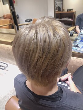 エイト 溝の口店(EIGHT) EIGHT溝の口】お客様スタイル_デザインカラー切りっぱなしボブ