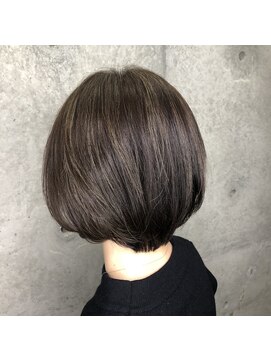 モップアップ ゾイトロープ(Mop up zoe trope) ハイライトでふわっと明るさを