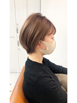 ネイロ 錦糸町(NeiRo) エアリーミディショートパーマ黒髪カタログホワイトアッシュ