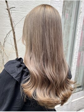 ウーロス(uros.) 【SENA】くすみハイトーンベージュ 透明感 グレージュ