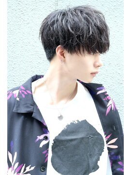 リップス レイ ギンザ(LIPPS Ray GINZA) 無造作スパイラルマッシュツーブロック刈り上げ