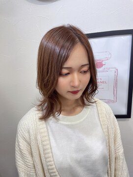 ニーナ ヴィジョン(NINA visioN) ピンクブラウン×レイヤーボブ