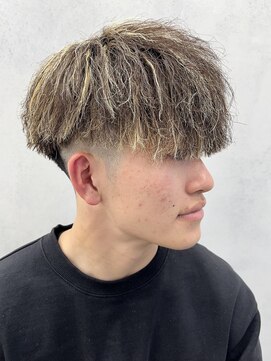 ルースト 西院店(ROOST) イナズマツイスト×金ハイライト