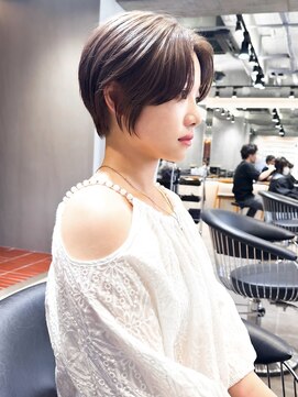 ロンド エメ 柏(Lond aimer) ミニウルフレイヤーカット顔周りカット前髪カットショート/柏柏