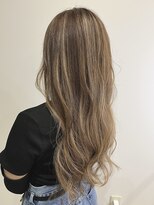 プラス ファースト ヘア(Plus 1st)&nbsp;ハイライトベージュｘゆるふわロング