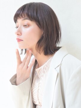 アイニティ(Inity) [Inity]アッシュブラック×くびれボブ[髪質改善/心斎橋/縮毛矯正