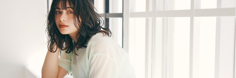 ロジェブルー(Rosier Bleu)のサロンヘッダー