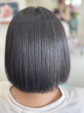 ティンク 縮毛矯正