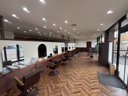 クロエ バイ ラヴィズム 新津店(CLOE by LUVISM)の写真