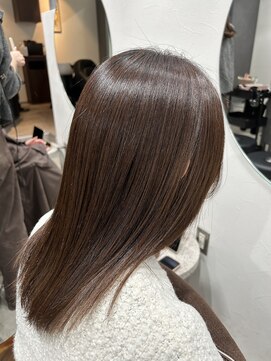 グラフ 立川(Graph.) 縮毛矯正 Aujua髪質改善トリートメント