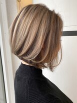 ウェーリング(Welring) バレイヤージュ前下がりボブ