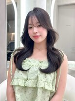 ロンドリゼル 札幌(Lond RiseL) ◯ミディアムレイヤーカット/ダークアッシュ/大人ガーリー