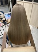 ミルクティーベージュ
