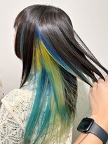 ルネラトーキョー(RUNERA TOKYO) インナーカラー レイヤーカット 派手髪 デザインカラー