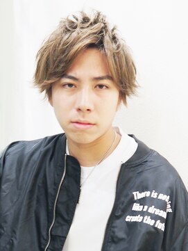 ヘア ジュレ ドゥ(hair jurer deux) 【ヘアジュレドゥ 花井】微外ハネの束感ミディアムメンズヘア