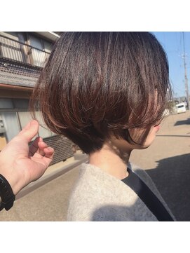 クルミ(kurumi) あたまのかたちがきれいになるショートっぽいボブ