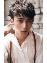 カライング(ing)&nbsp;スーツ短髪ツーブロック束感モテる黒髪シークレットパーマ流行