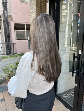 ハグ 横浜(HUG) 大人ハイライト＊グレージュハイライト