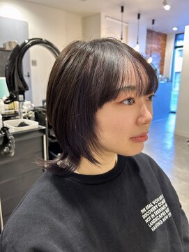 ノア(noah.) 前下がりラインのウルフヘア