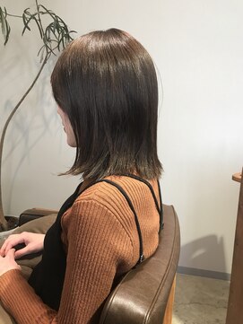 ワ ヘアー(wa-hair) レイヤーボブ×アッシュオリーブ髪質改善×斜めバンク伸ばしかけ