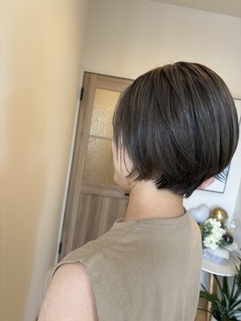 ビューティーワークスループライン(beautyworks LoopLine) グレージュショートボブ