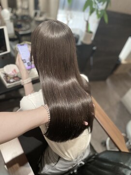 ルモ(Lumo) 【HIROMI指名】シアーグレージュ/赤味を抑えた大人っぽカラー