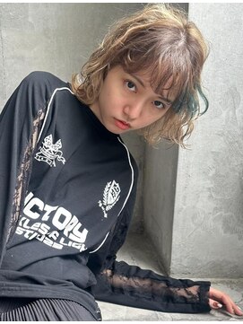 ノルン バイ シェリッシュ(Norn by sheriche) ハイトーン/インナーカラー／ミルクティーベージュ